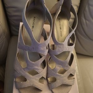 Tan short heel strap shoes